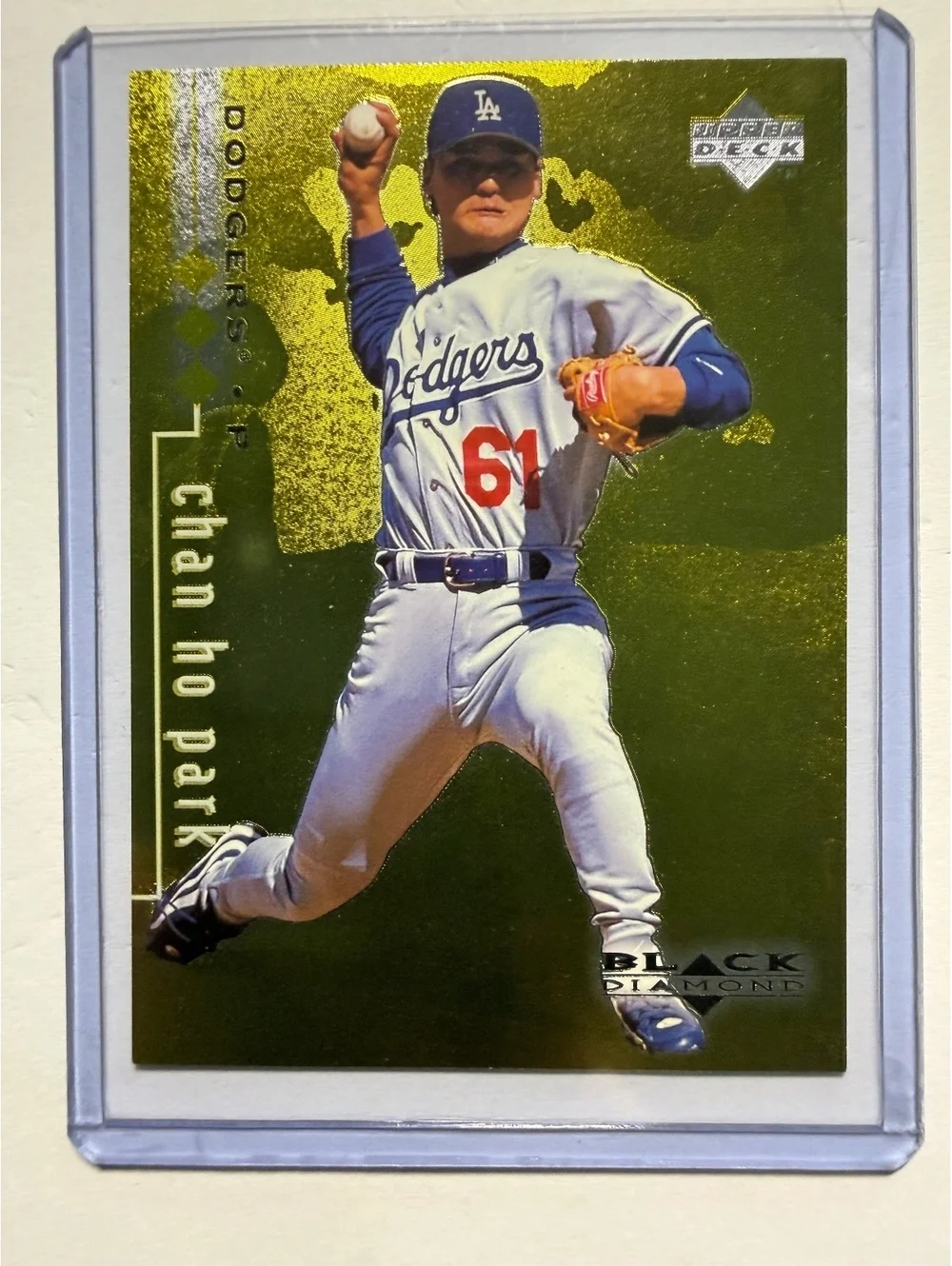 1999 Upper Deck Black Diamond Chan Ho Park #42 Baseball Card Dodgers